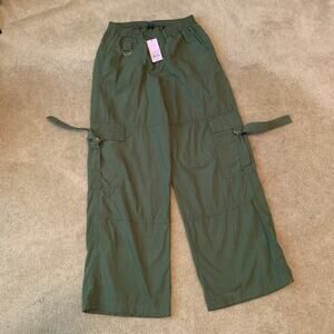 Wild Fable Women’s Cargo Pants Size Small- NWT